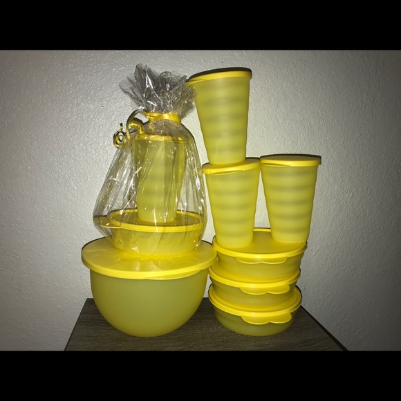 Tupperware - Picture 3 of 3